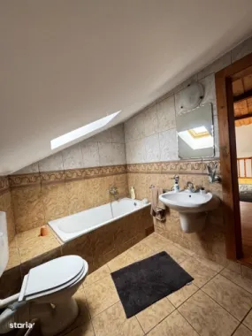 BRASADAS vinde casa în zona Titulescu.