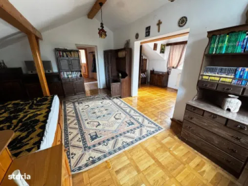 BRASADAS vinde casa în zona Titulescu.