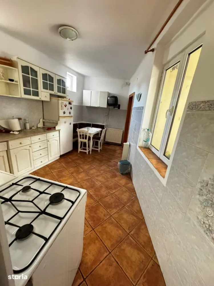 BRASADAS vinde casa în zona Titulescu.