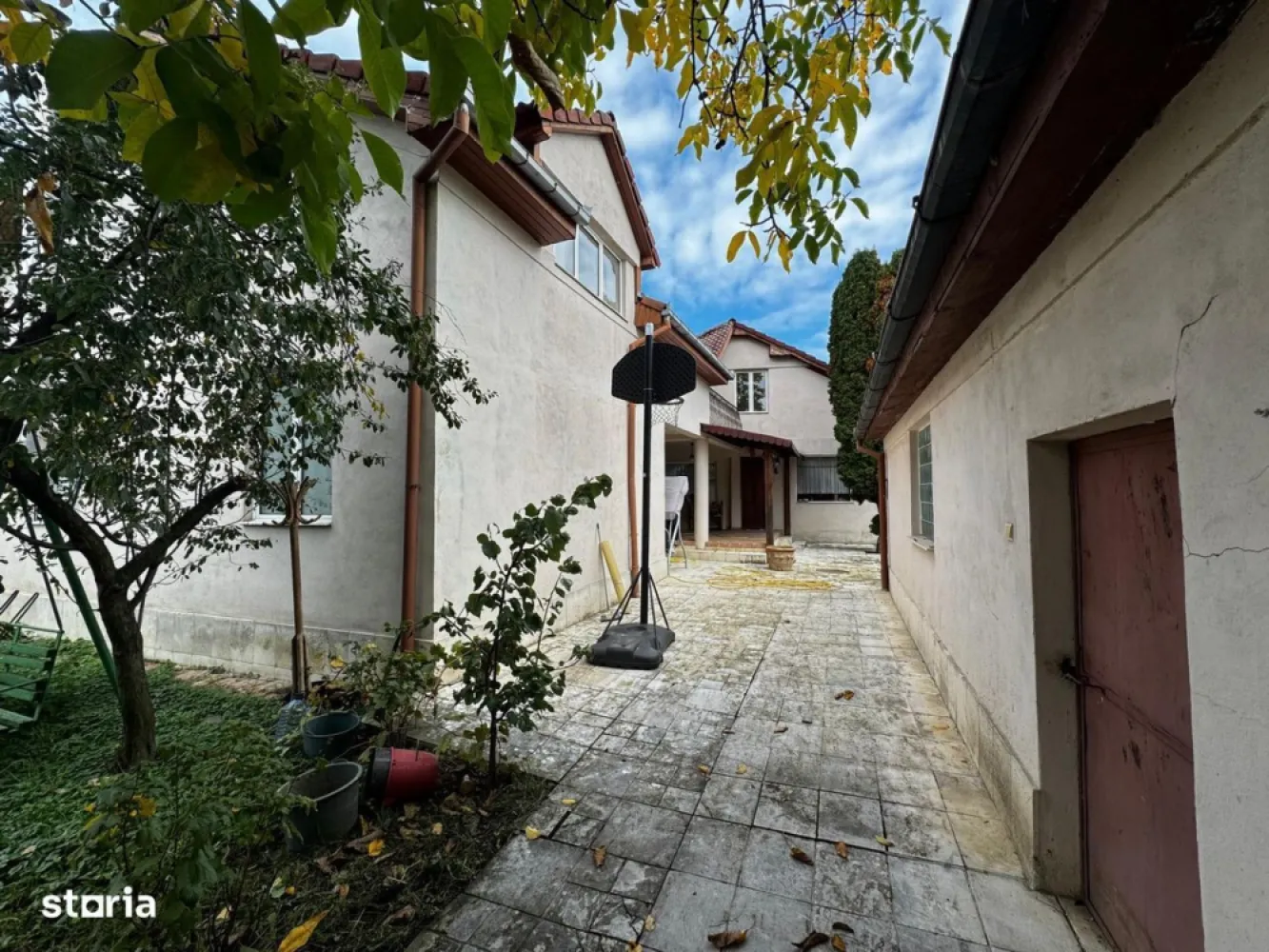 BRASADAS vinde casa în zona Titulescu.