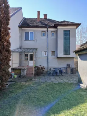 BRASADAS vinde casa cu 4 cam teren 360mp zona ULTRACENTRALĂ.