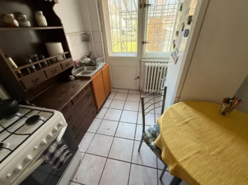BRASADAS vinde casa cu 4 cam teren 360mp zona ULTRACENTRALĂ.