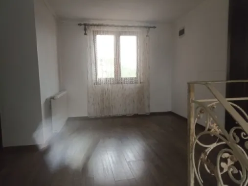 BRASADAS vinde casa NOUA 4 cam 6.5 ari.