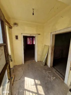 BRASADAS vinde casa cu teren 5 Ari zona Closca.