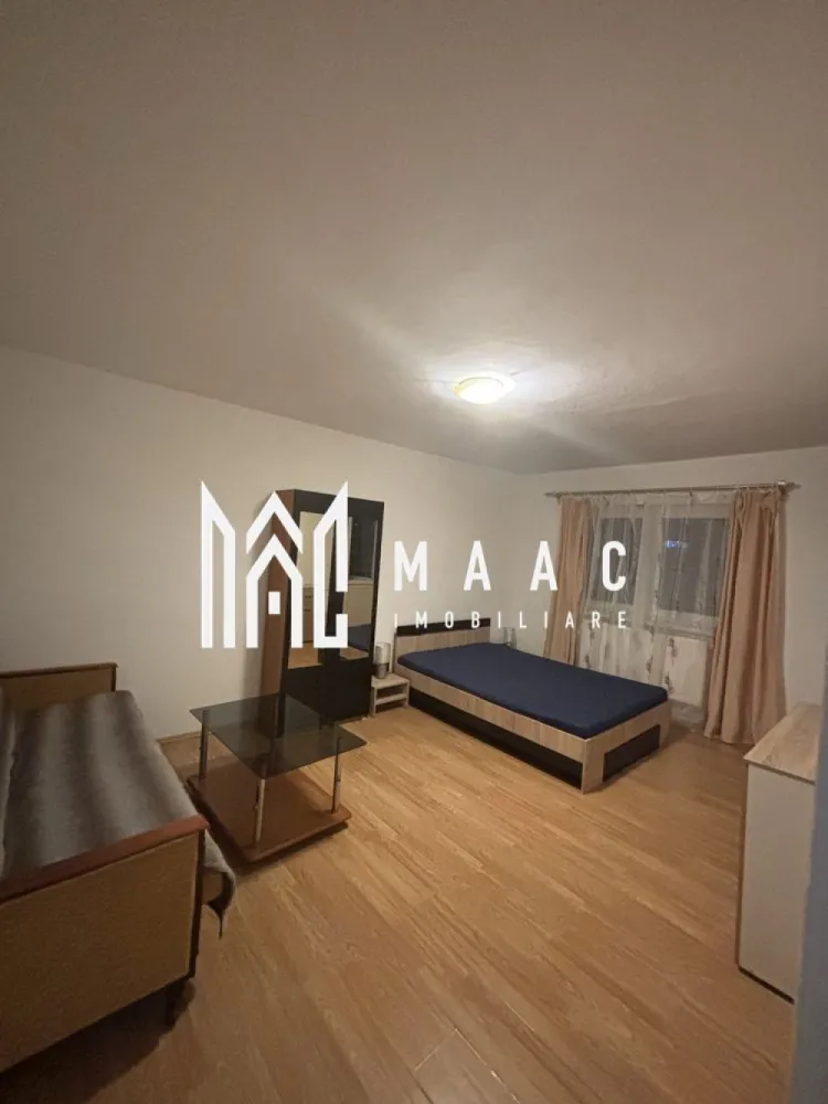 Apartament 2 camere | Balcon | Pivnita | 50 MPU | Central - MAAC Imobiliare vă propune spre închiriere apartament 2 camere decomandate – Central – 50 mp Apartament de închiriat în Sibiu, situat în zonă ultracentrală,aproximativ 10 minute de centrul orașului și 5 minute de facultăți. Poziționarea oferă acces rapid la magazine, transport public și instituții de interes. Date apartament: 2 camere decomandate Suprafață utilă: 50 mp Etaj: 4 Apartament luminos și bine compartimentat Balcon spațios Pivniță inclusă Compartimentare: Bucătărie 2 dormitoare Bai 1 Debara Cămară Balcon Dotări: Plită cu inducție Cuptor Mașină de spălat vase Complet mobilat și utilat Electrocasnice necesare pentru locuire pe termen lung Pentru mai multe detalii precizati telefonic ca ati vazut anuntul cu ID: CP2934155 }}