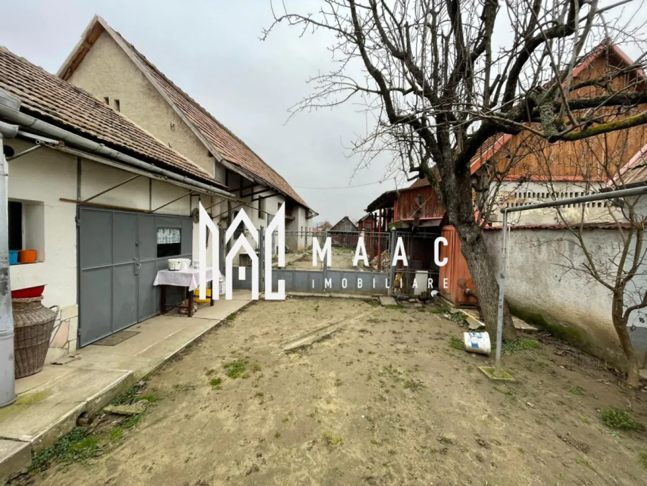 Casă I Teren de 4.500 mp I Anexe I Seica Mare