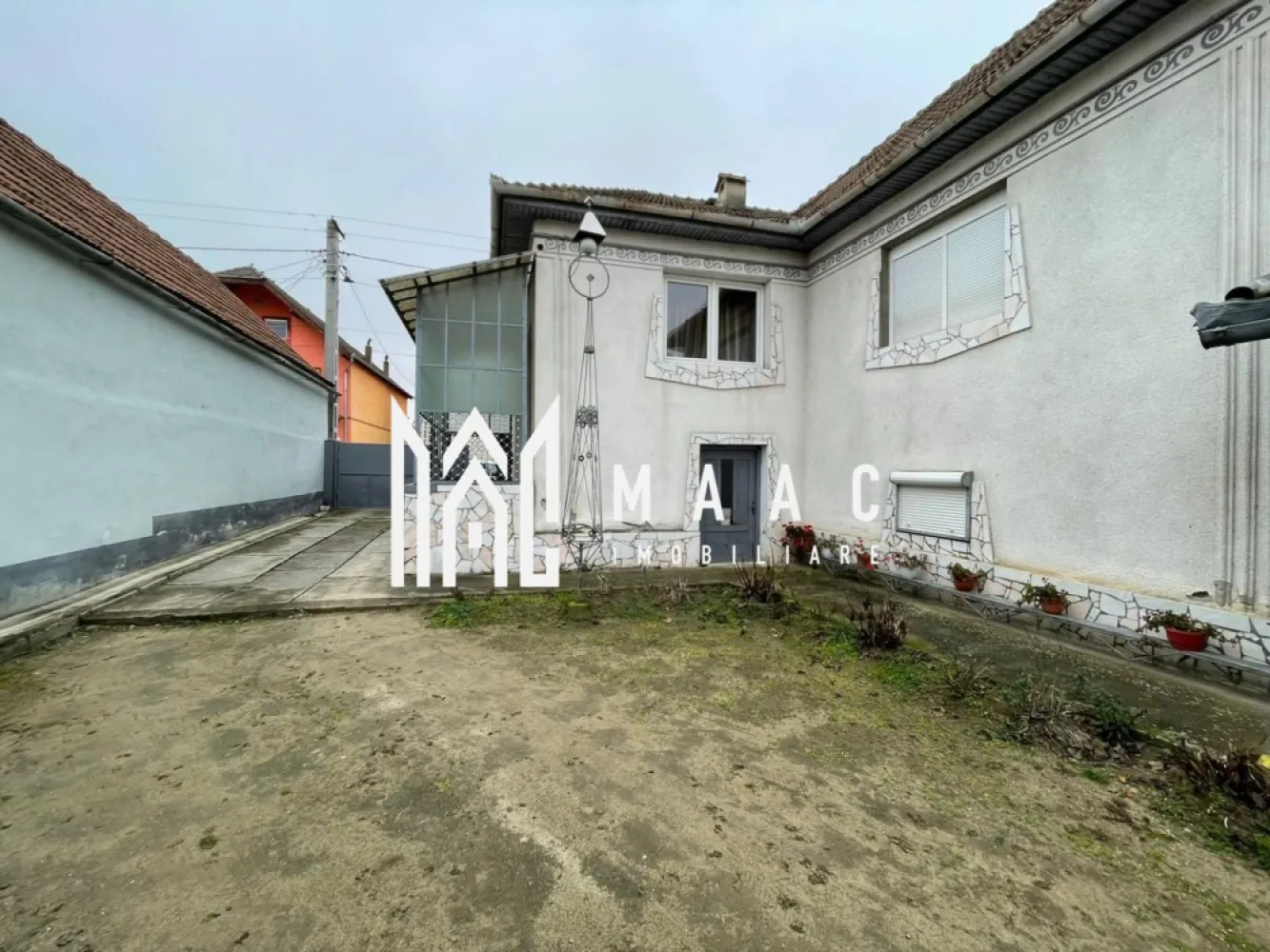 Casă I Teren de 4.500 mp I Anexe I Seica Mare