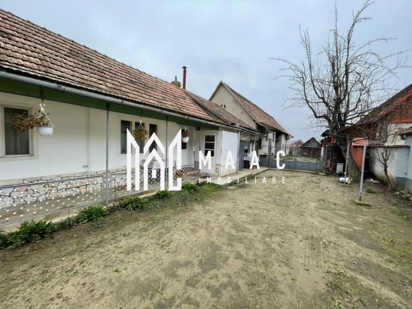 Casă I Teren de 4.500 mp I Anexe I Seica Mare