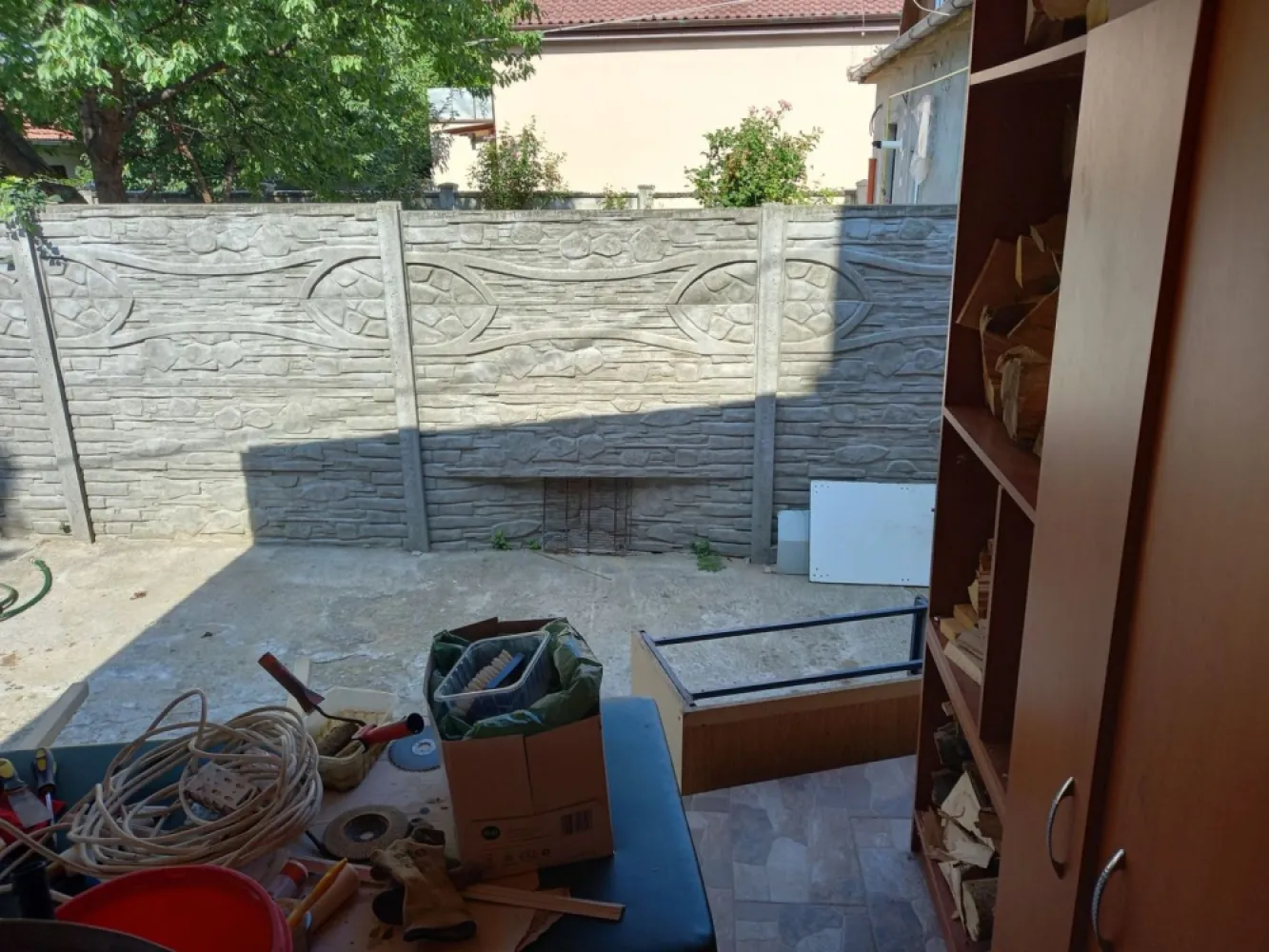 BRASADAS vinde casa in zona TITULESCU cu 5 camere si teren 350mp