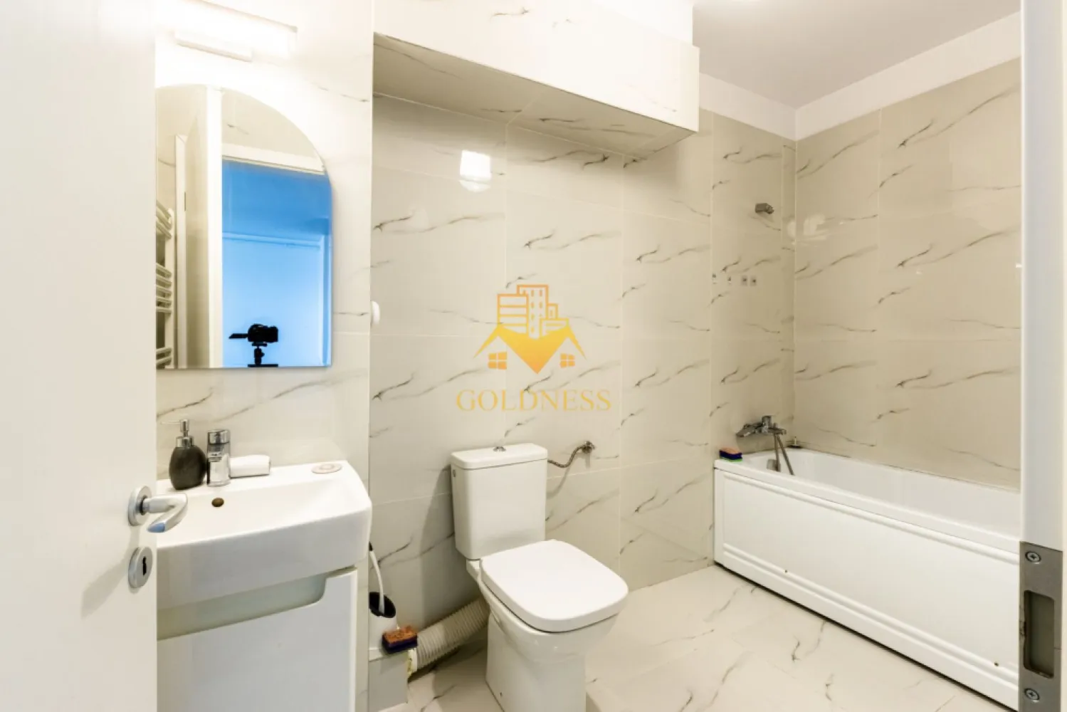 2 camere, modern, parcare, Buna ziua, zona Grand Hotel Italia, LIDL