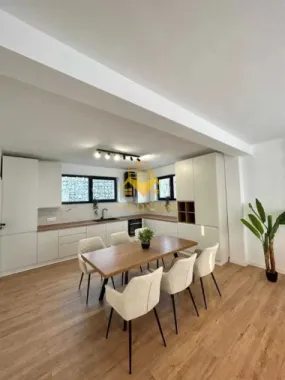 Casa individuala, 4 camere, garaj ,gradina, 3 bai, Popesti zona Baciu