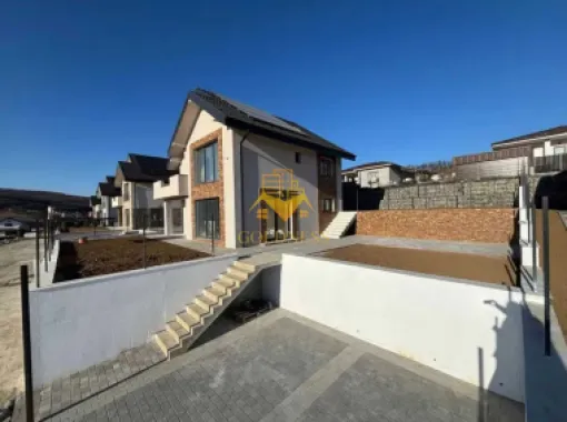 Casa individuala, 4 camere, garaj ,gradina, 3 bai, Popesti zona Baciu