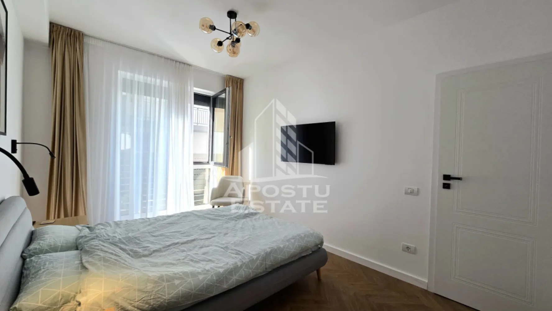 Apartament nou de vânzare,mobilat, cu 2 camere si gradina proprie, Ciarda Rosie