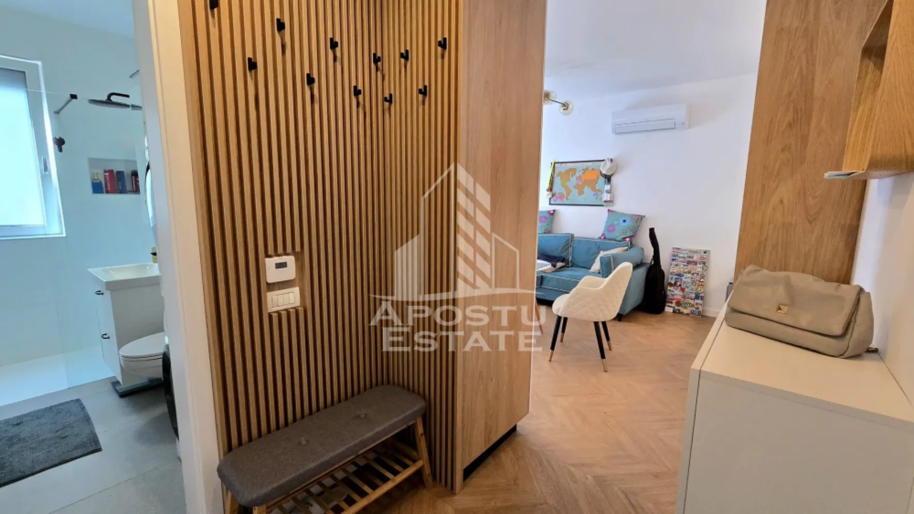 Apartament nou de vânzare,mobilat, cu 2 camere si gradina proprie, Ciarda Rosie