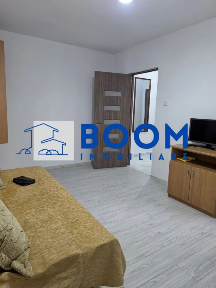 Garsoniera | Zona Centrala | Etaj 1 | 28 mpu - BOOM Imobiliare vă propune spre vânzare o garsonieră confort 1, situată chiar în zona centrală a orașului. Este proprietatea ideală pentru cei care vor să aibă totul la câțiva pași distanță sau pentru o investiție sigură și profitabilă.
De ce să alegi această proprietate?Poziționare ultra-centrală: Ai acces rapid la toate punctele cheie din oraș.Totul pentru familie: Școli de prestigiu și grădinițe în imediata apropiere.Facilități zilnice: Piața agroalimentară și supermarketuri la doar un minut distanță.Mobilitate maximă: Stații pentru mijloacele de transport în comun chiar lângă bloc.Confort sporit: Compartimentare confort 1, spațioasă și excelent structurată.
pentru mai multe detalii sau a programa o vizionare va rugam specificati CP3195686