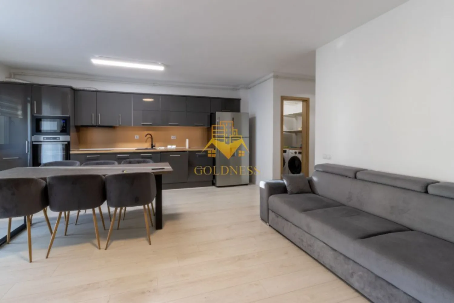 3 camere, 2 bai, parcare, bloc nou, Floresti, Tineretului, Avram Iancu