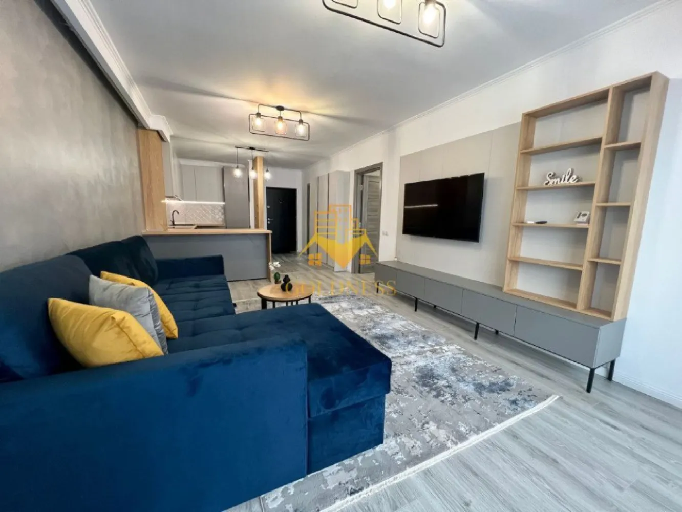 2 camere,modern,garaj, bloc nou zona Centrala, Platinia, Usamv,Motilor - GOLDNESS Imobiliare va oferă spre închiriere un apartament cu 2 camere semidecomandat, aflat în cartierul Plopilor, la 5 minute pe jos de Platinia, USAMV, Cluj Arena şi parcul central. Accesul facil la transportul în comun, staţia de tramvai fiind la 2 minute de mers pe jos. Blocul , finisat în 2019, este certificat energetic clasa A, dispune de lift, curte interioară, loc de joacă, parcare subterană. Suprafaţa utilă este de 58 mp, la care se adaugă şi un balcon de 4 mp. Compartimentarea este urmatoarea: 1 living cu bucătărie, 1 dormitor, 1 baie, 1 balcon. Apartamentul este dotat cu aer condiţionat, maşină de spălat rufe, maşină de spălat vase, Smart TV. Se inchiriaza complet mobilat si utilat cu: mobilier modern executat la comandă şi electrocasnice de ultimă generaţie. Orientarea acestuia este spre Sud-Est. Se poate inchiria loc de parcare cu 50 euro!. Dacă va interesează aceasta oferta ne puteți contacta la numărul de telefon de mai sus. Va așteptăm la vizionare! Pentru intermediere se percepe un comision de 50% din prețul chiriei! }}