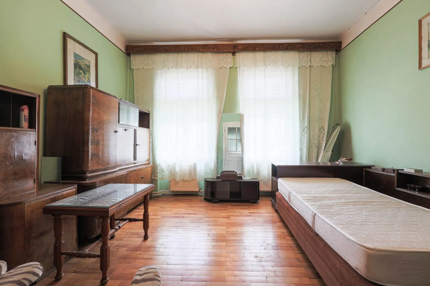Proprietate cu vad excelent, lângă Spitalul Județean Arad.