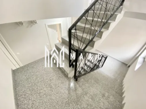 Apartament 4 camere | Balcon | 2 Bai | Parcare