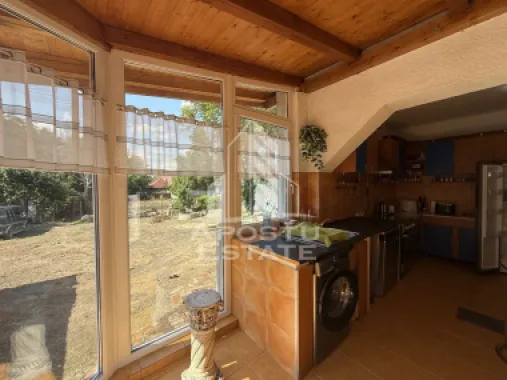 Casa individuala de vanzare cu proiect de extindere, zona Lunei