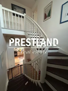 Pet Frendy !! Casa E+P+E în Viile Sibiului !!