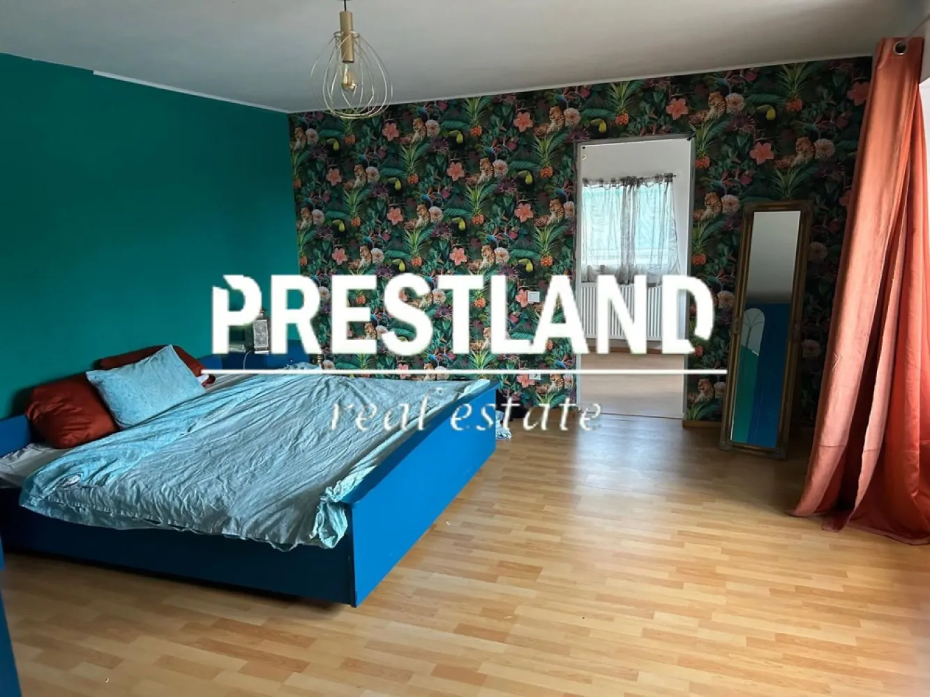 Pet Frendy !! Casa E+P+E în Viile Sibiului !!