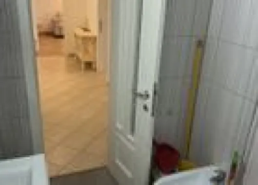 Apartament de Inchiriat - 2 Camere - Metrou Universitate - 50 mp