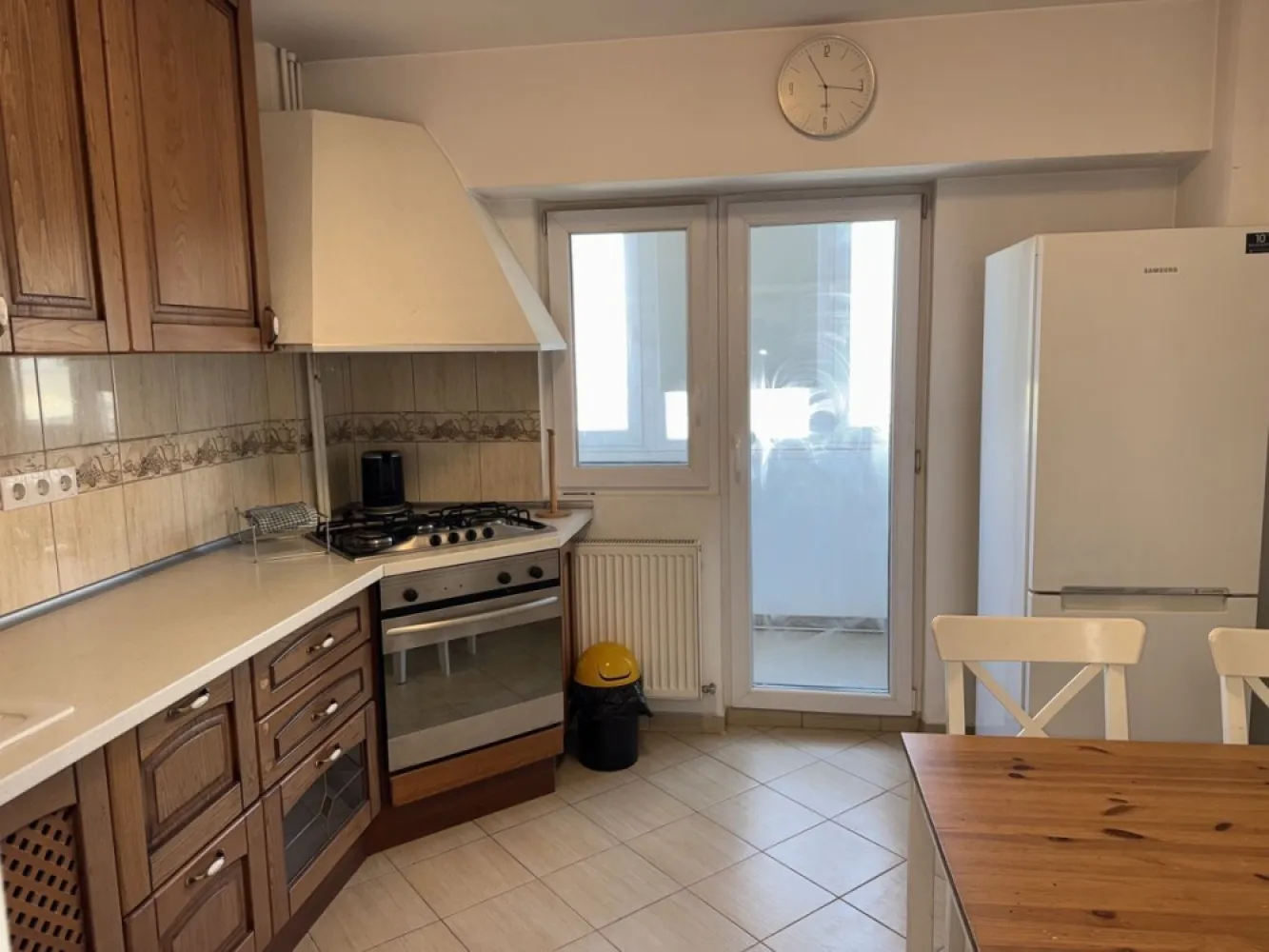 Apartament de Inchiriat - 2 Camere - Metrou Universitate - 50 mp