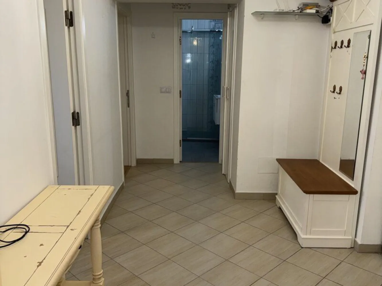 Apartament de Inchiriat - 2 Camere - Metrou Universitate - 50 mp