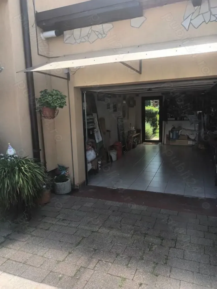 Casa de vânzare str Kaffka Margit