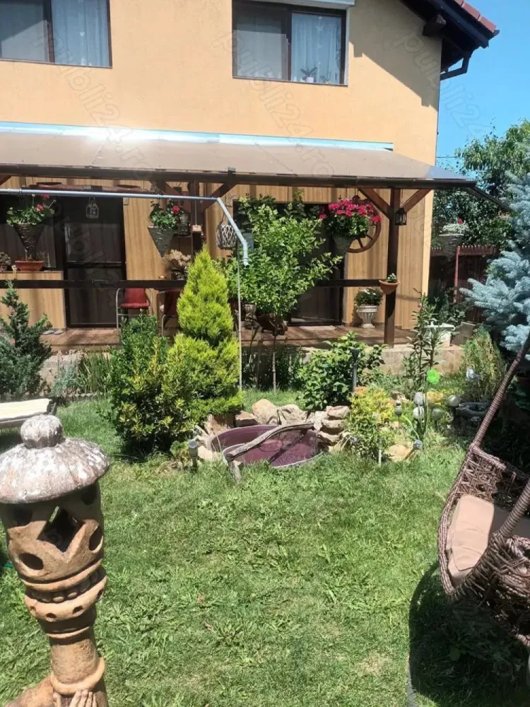 Casa de vânzare str Kaffka Margit