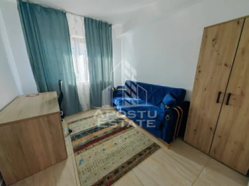 Casa insiruita,cu 4 camere,pet friendly,Dumbravita
