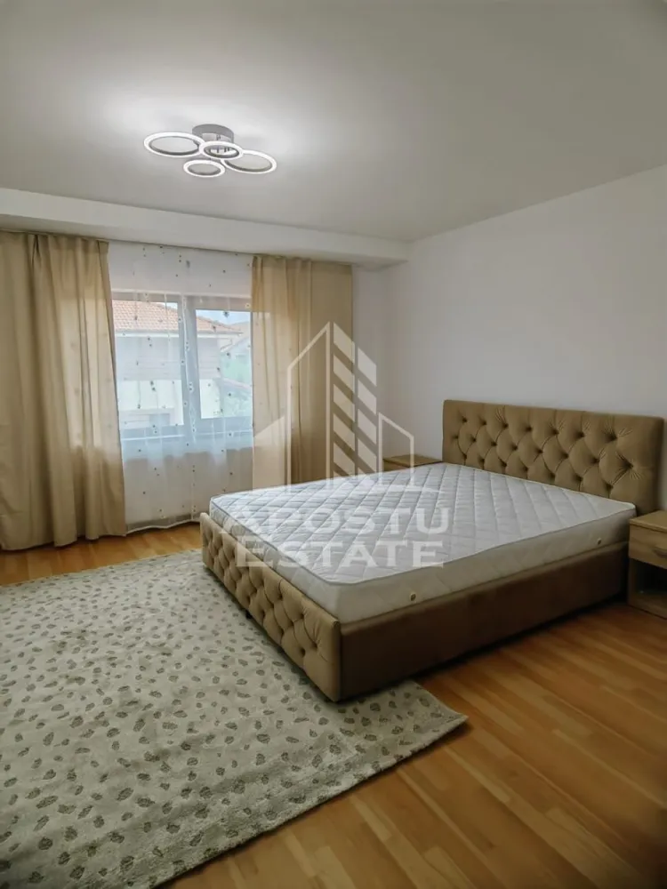 Casa insiruita,cu 4 camere,pet friendly,Dumbravita
