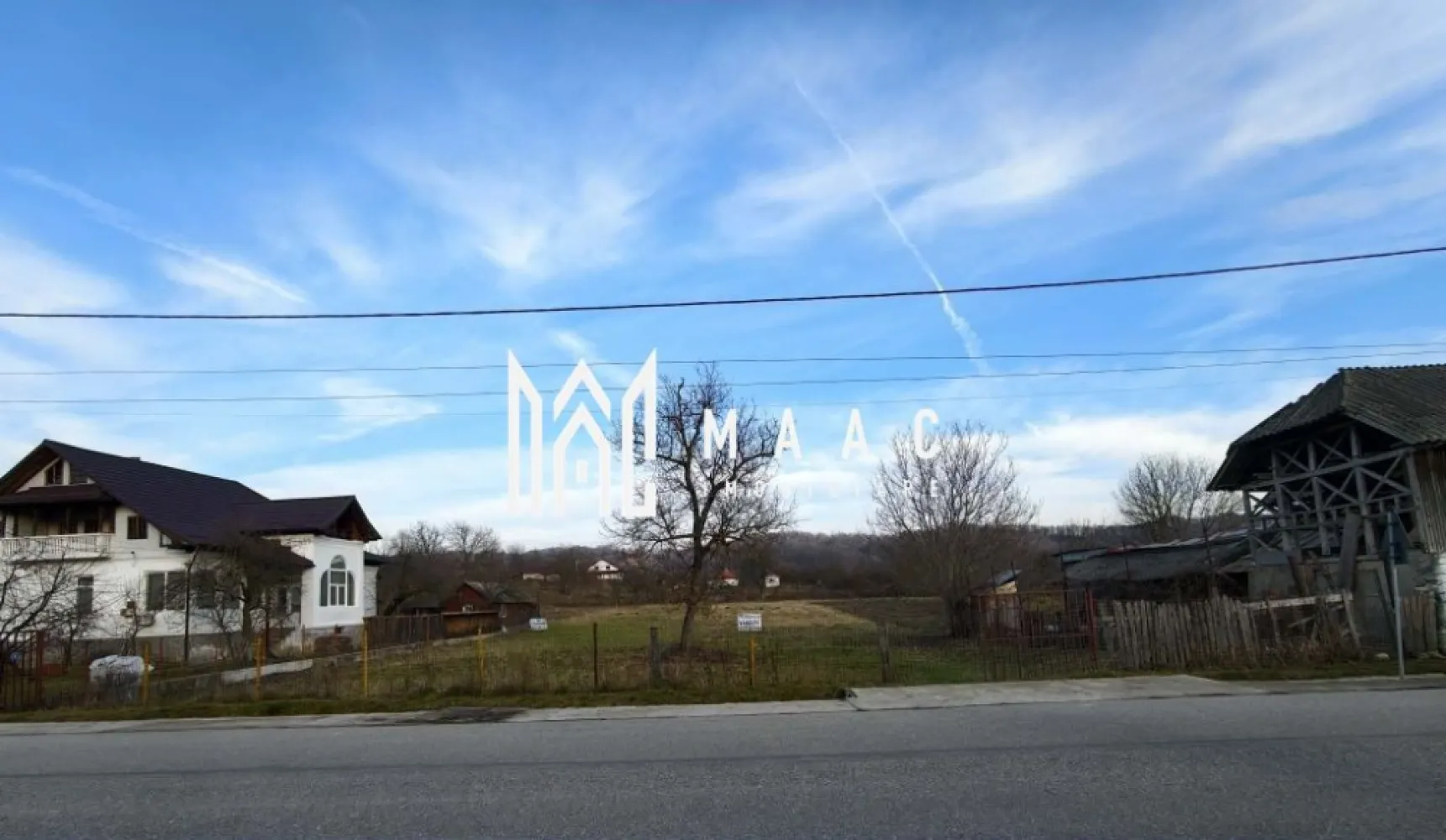 Teren de vânzare – 4.000 mp | Costești, Județul Vâlcea - MAAC Imobiliare oferă spre vânzare un teren de 4.000 mp situat în localitatea Costești, județul Vâlcea, într-o zonă pitorească și liniștită, ideală pentru: ✅ construcție locuință individuală ✅ proiect de case de vacanță sau pensiune ✅ investiție imobiliară cu potențial turistic 📌 Detalii teren: Suprafață totală: 4.000 mp Amplasare în zonă verde, cu acces facil Priveliște naturală plăcută Posibilități multiple de construire 📞 Pentru detalii, planuri și vizionări, contactați MAAC Imobiliare. CP2936368 }}