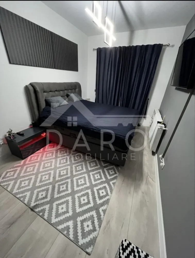 🏡 Apartament de vânzare – 3 camere | 81 mp + 3 terase | Zona Unirii –