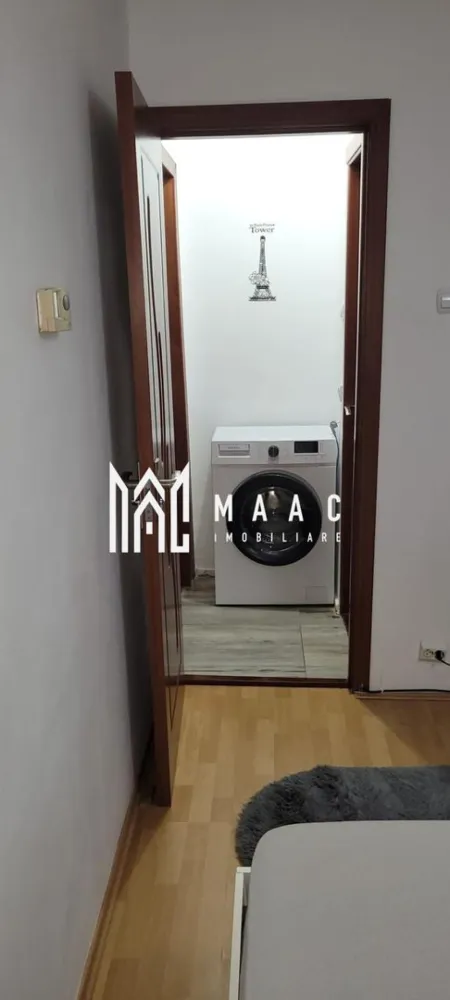 Apartament 2 camere | Semidecomandat | Balcon | Pivnita