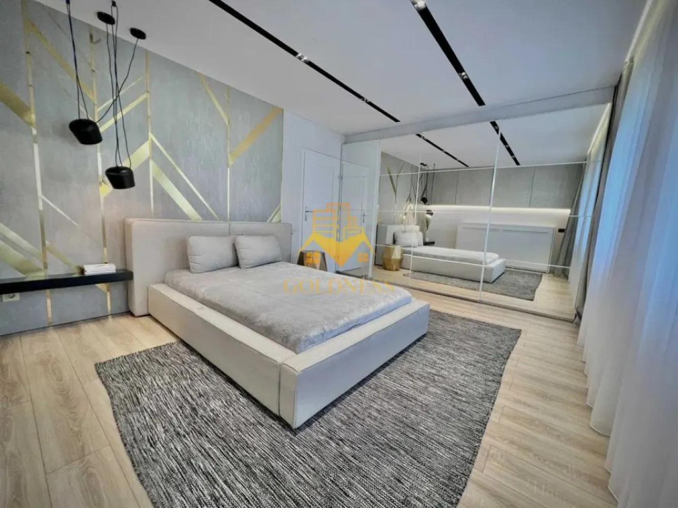 2 camere, 72mp, garaj, bloc nou, Gheogheni, Soporului zona Iulius Mall - GOLDNESS Imobiliare vă propune spre închiriere un apartament cu 2camere complet mobilat și utilat, la etajul 6 într-un imobil de 8 etaje, în Cartierul Gheorgheni, Zona Soporului Dispune de loc de parcare subterana! Se află în apropierea stațiilor de transport în comun, magazine, restaurante, spații verzi, farmacii, etc. Apartamentul este compartimentat astfel: - dormitor cu pat matrimonial, dressing, noptiere - living cu bucatarie open space complet utilată, canapea extensibilă, loc de servit masa - baie cu cabina de dus, calorifer port prosop și dulap pentru depozitare. - balcon de 3 mp. Imobilul este dotat cu toate cele necesare- centrală proprie, mașină de spălat haine, frigider, plită electrică, hotă, etc. Dacă sunteți interesați de acest apartament și doriți să îl vizionați, dar și pentru alte oferte nu ezitați să ne contactați telefonic sau prin e-mail. Vă stăm la dispoziție! Pentru intermediere se percepe un comision de 50% din prețul chiriei! }}