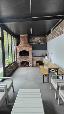 Inchiriere apartament 2 camere,lux, mobilat, loc de joaca si barbeque