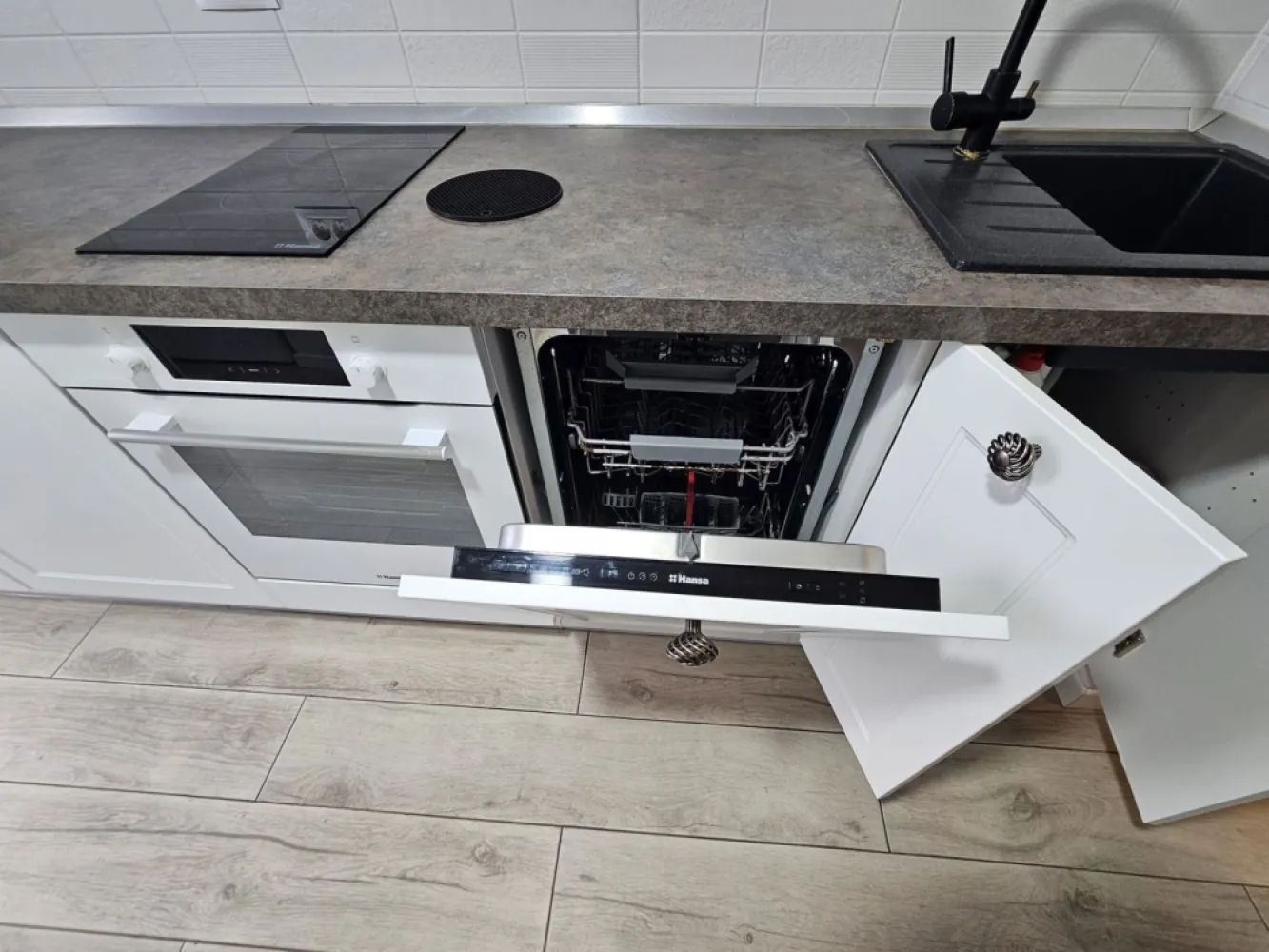 Apartament 2 camere Piata Ancora, Mazepa 2- mobilat complet