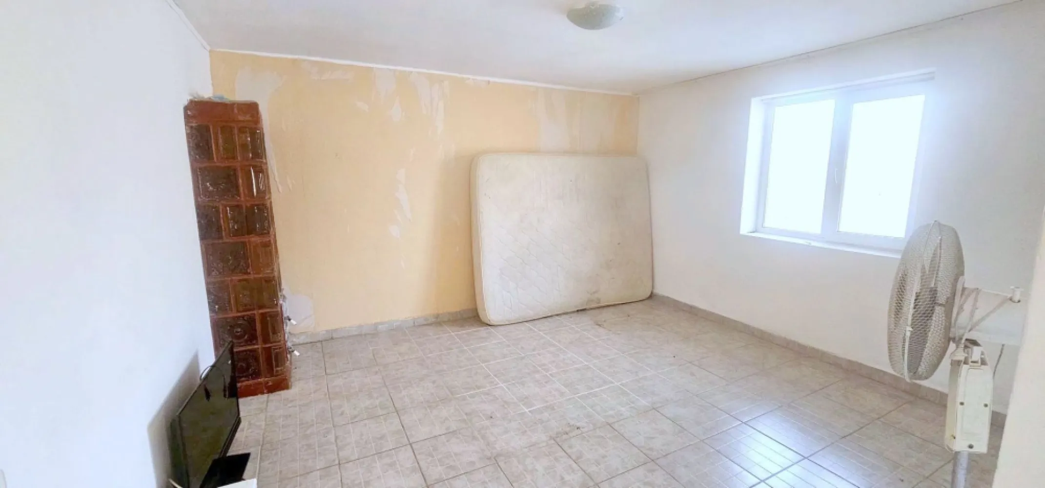 Casa individuala + 900 mp teren proprietate -Sendreni, jud. Galati