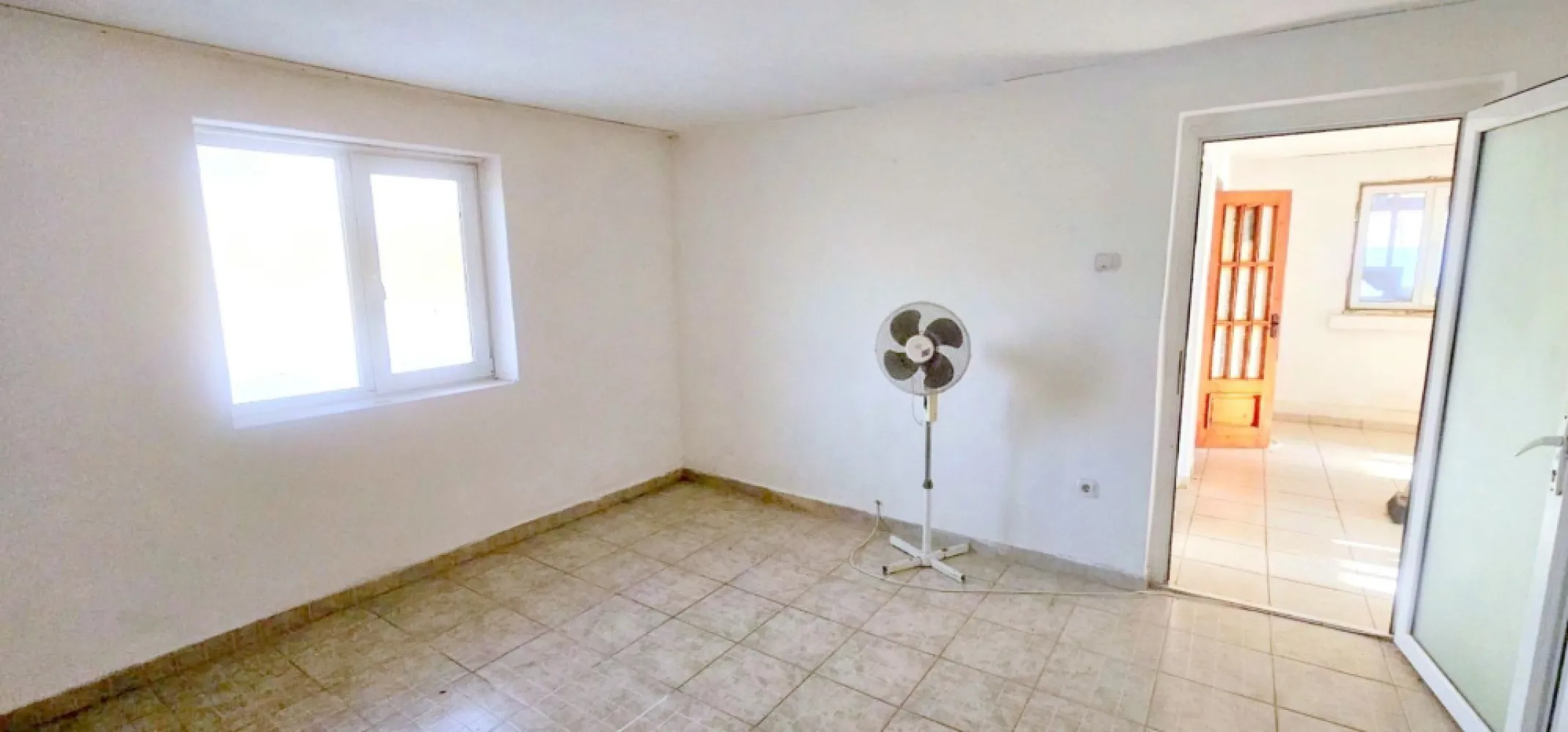 Casa individuala + 900 mp teren proprietate -Sendreni, jud. Galati