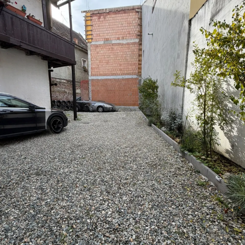 Spațiu comercial de vânzare – Vad excelent, aproape de Piața Cibin!