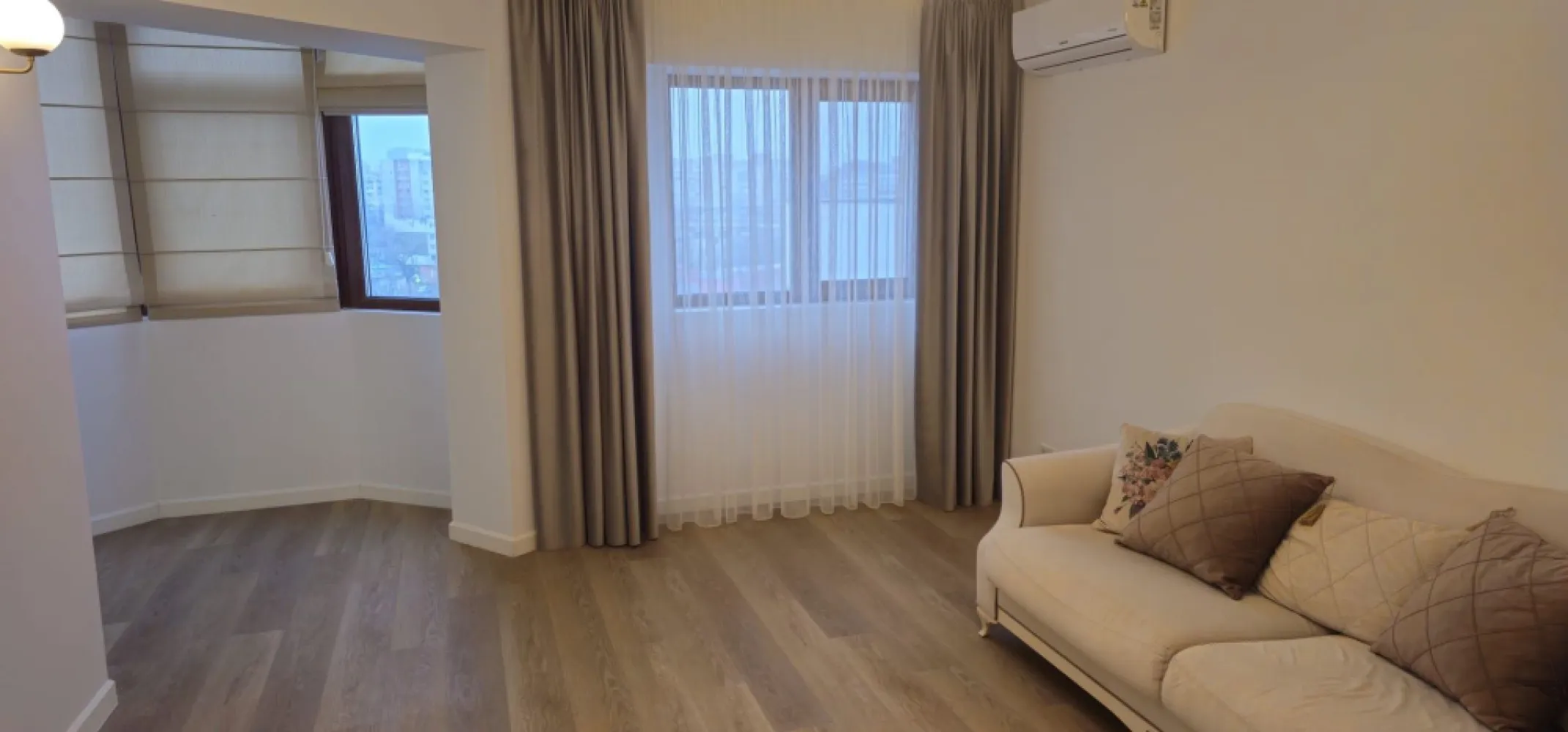 Exclusivitate - Apartament 3 camere, 92 mp - Faleza Dunarii, COMISION 0%