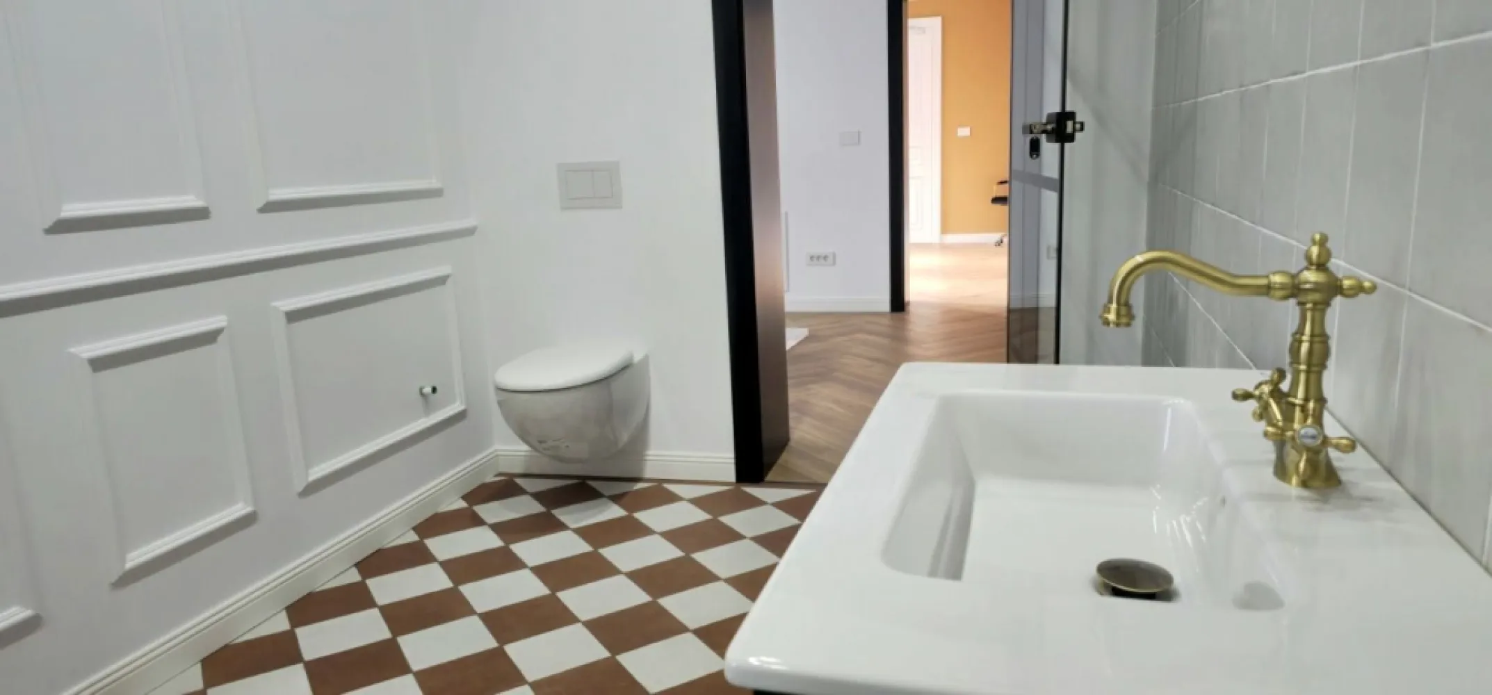 Casă renovată integral – ideală pentru birou/cabinet, sediu de firma