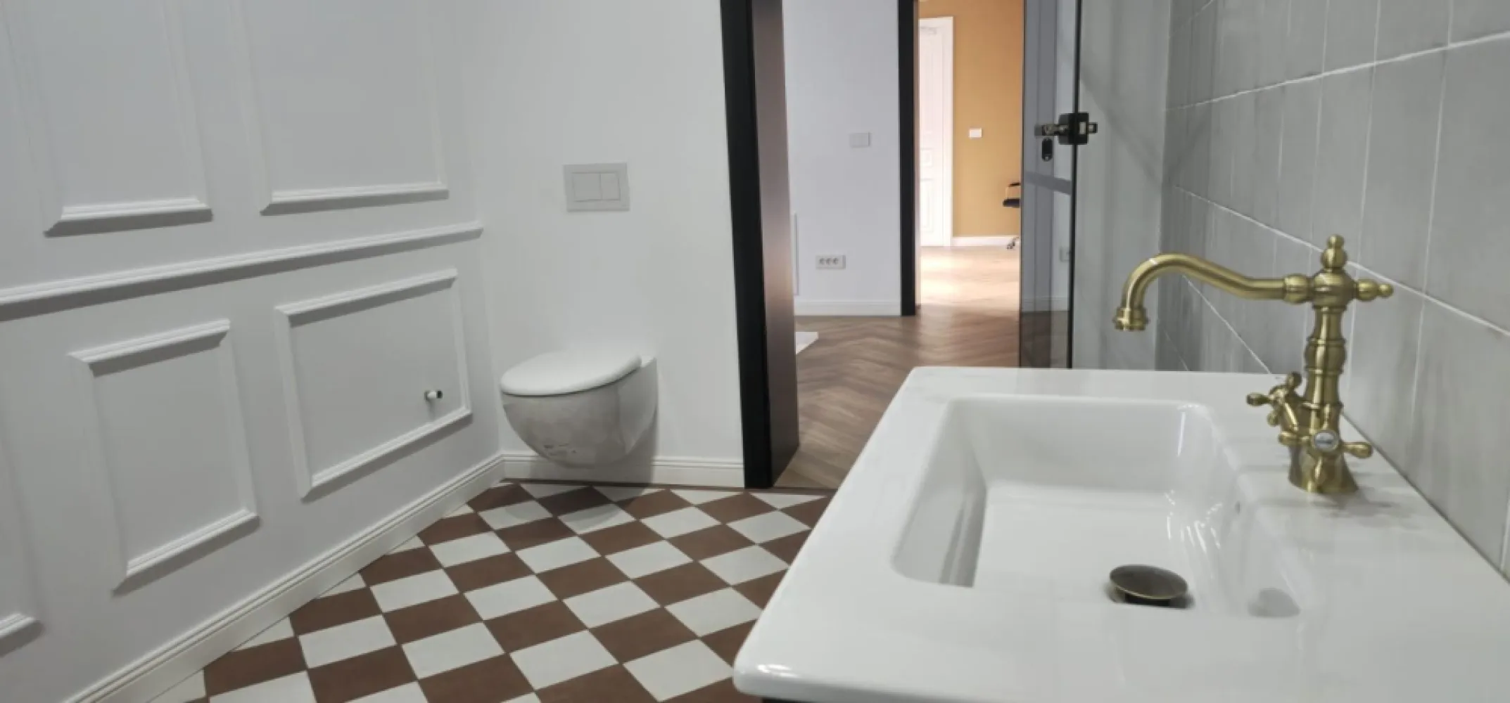 Casă renovată integral – ideală pentru birou/cabinet, sediu de firma