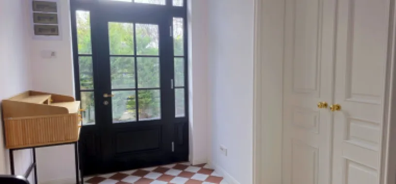 Casă renovată integral – ideală pentru birou/cabinet, sediu de firma