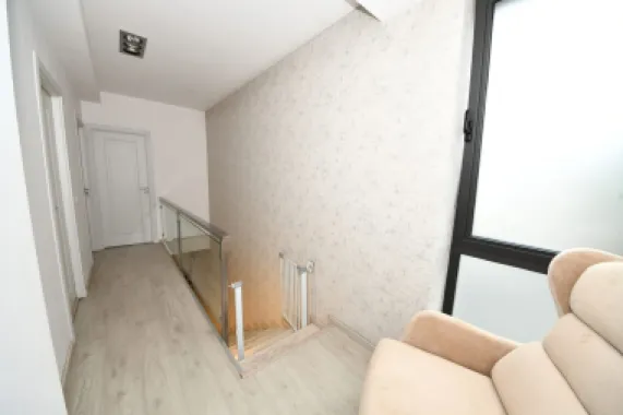 De vanzare – In exclusivitate, Vila in Brates Lake