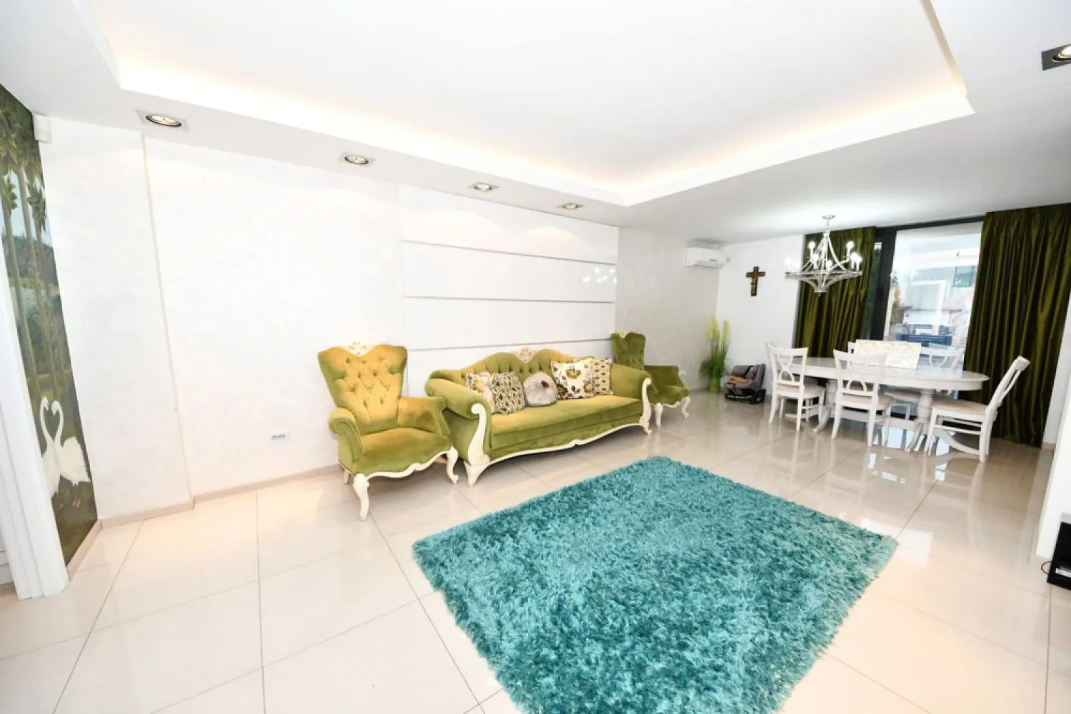 De vanzare – In exclusivitate, Vila in Brates Lake