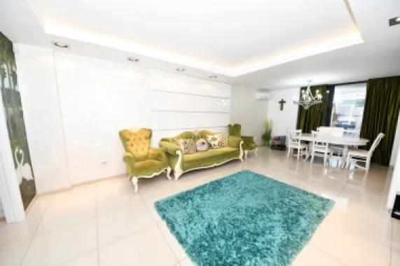 De vanzare – In exclusivitate, Vila in Brates Lake