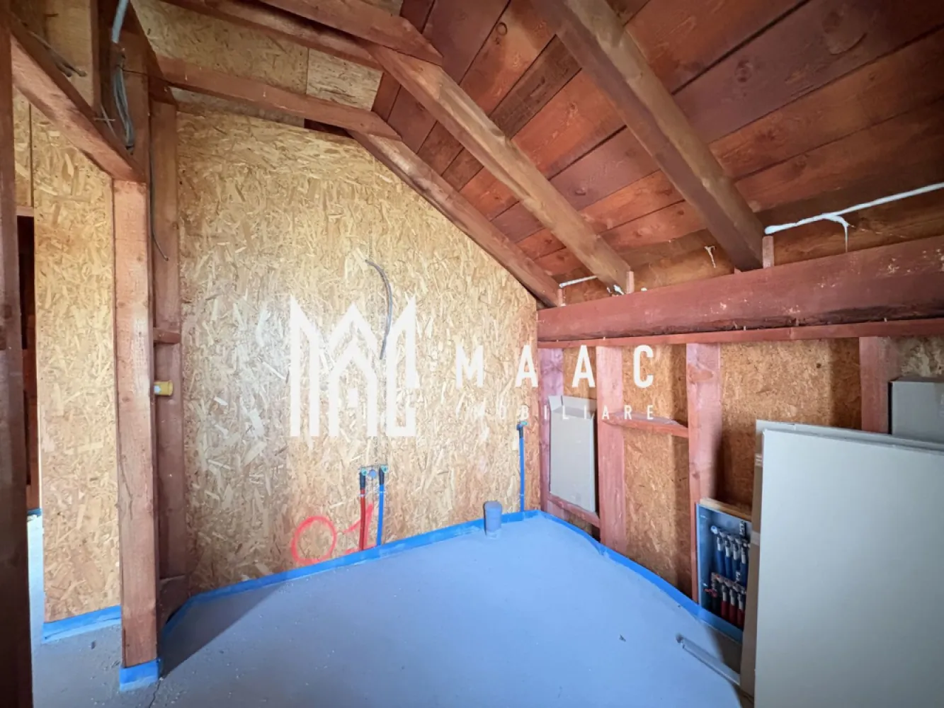 Cabana 5 Camere I 1520 mp teren I Lac de pești I Zona Tocile